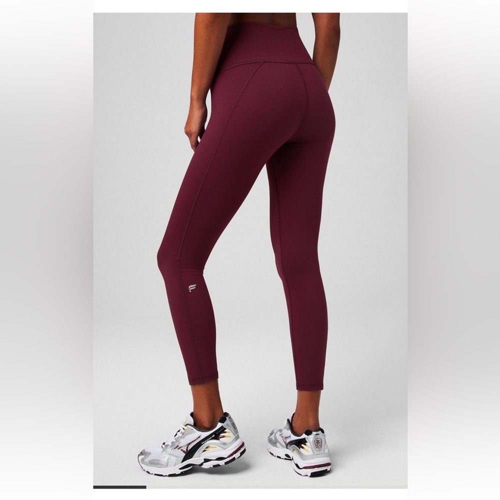 NWOT Fabletics Define PowerHold 7/8 Leggings